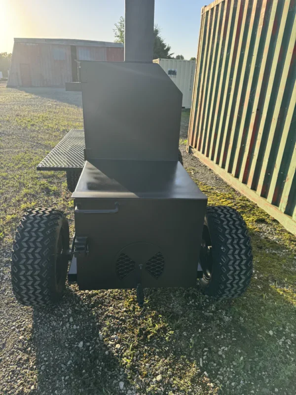 36-Inch Off Road Backyard BBQ Smoker - Image 5
